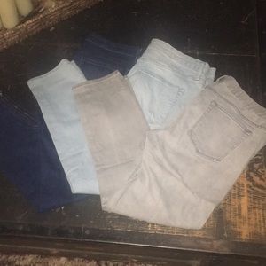 Bundle of women’s Gap jeans